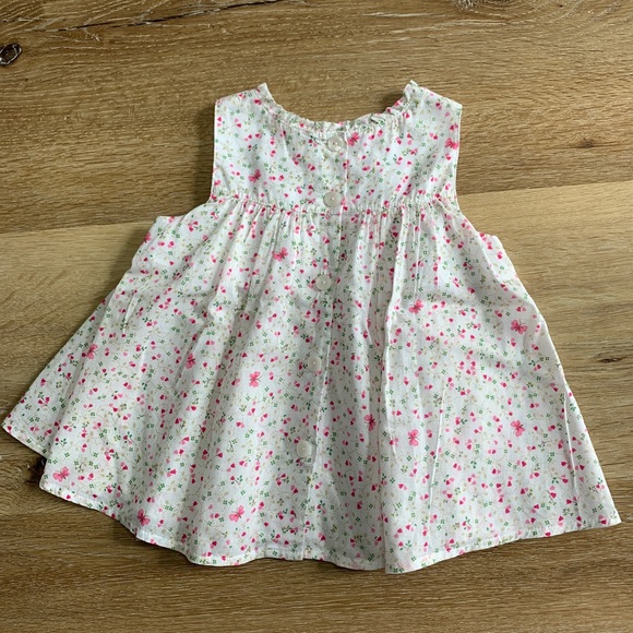 Bundled of 3 blouses. Size 18 - Picture 4 of 10